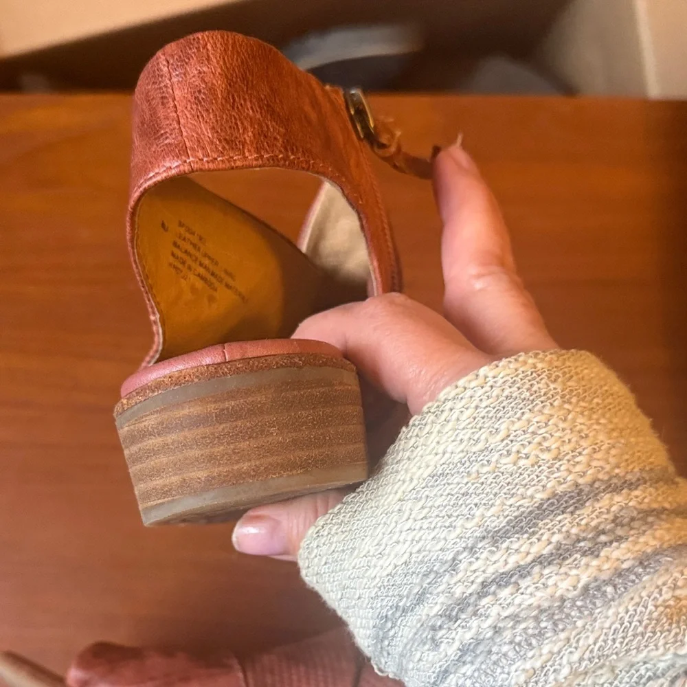 Sale 🌹Sofft Open-Toe Slingback Sandal in Cognac Brown - Picture 6 of 8